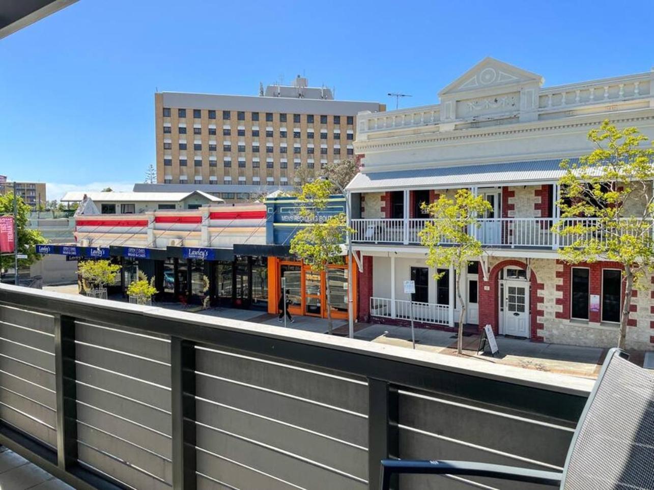 דירות פרמנטל Fiveways Balcony, King Bed, Chef'S Kitchen מראה חיצוני תמונה